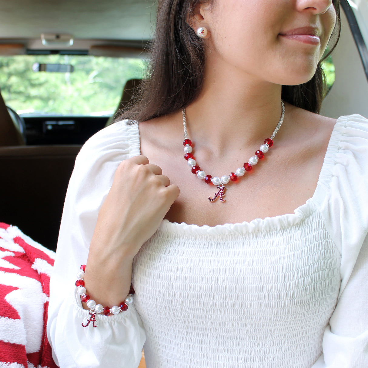 Alabama Pearl & Crystal Bead 18 - 20" Necklace w/ Crystal Logo