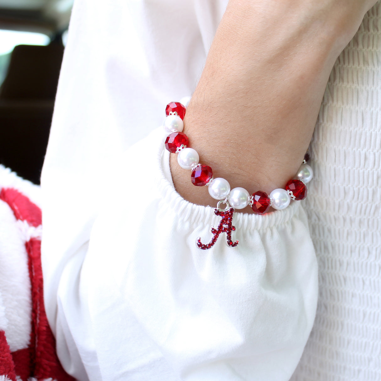 Alabama Pearl & Crystal Stretch Bracelet w/ Crystal Logo