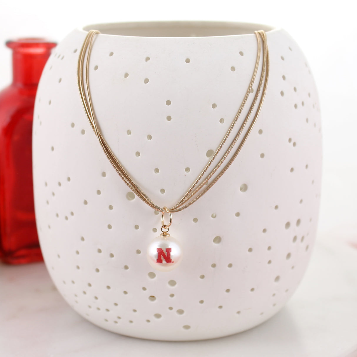 18" Nebraska Gold & Pearl Logo 3-Strand Necklace