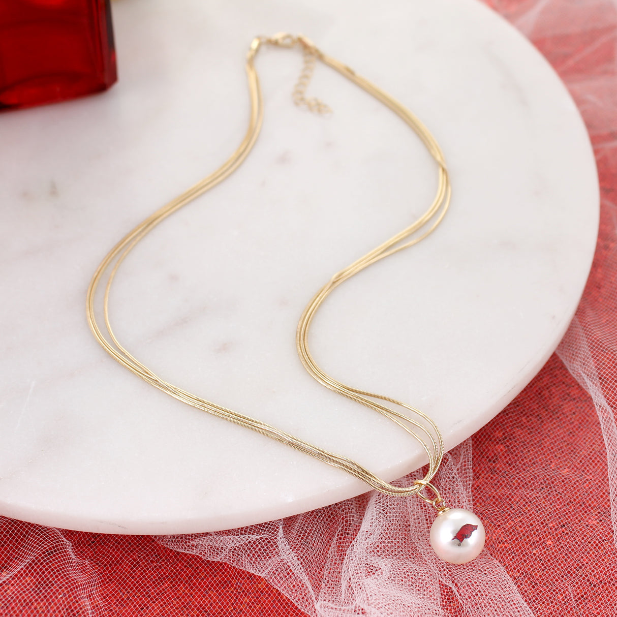 18" Arkansas Gold & Pearl Logo 3-Strand Necklace
