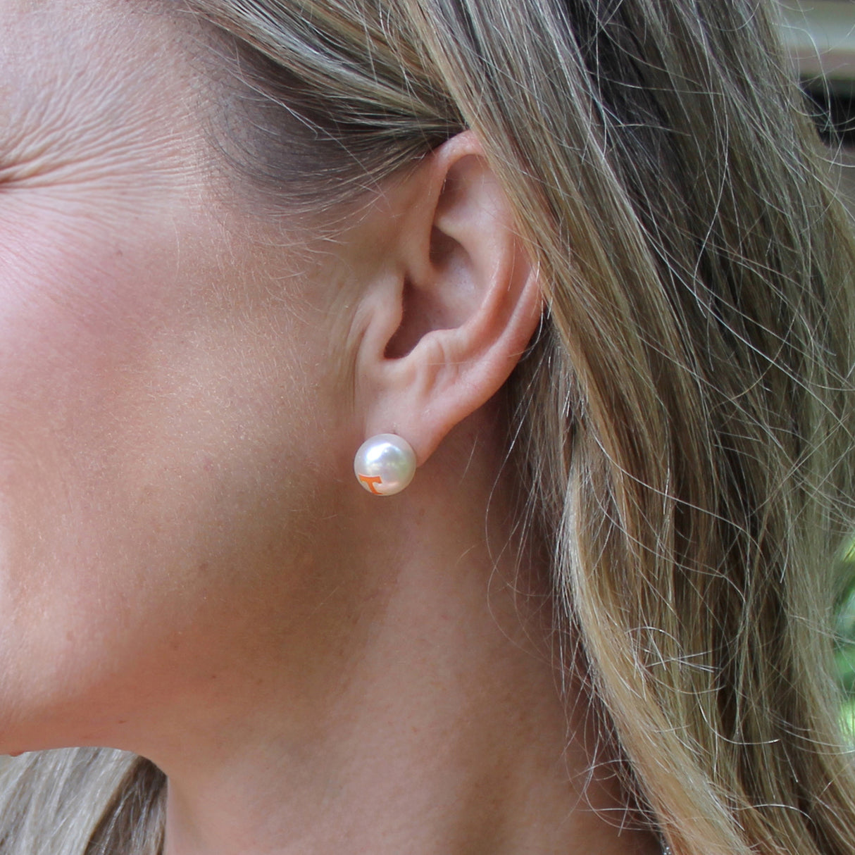 Auburn Logo Pearl Stud Earrings