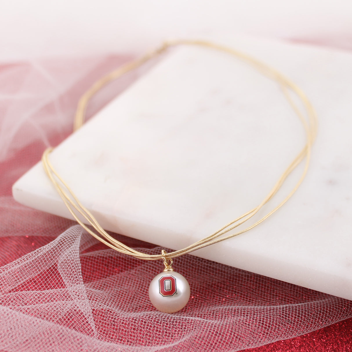 18” Ohio State Gold & Pearl Logo 3-Strand Necklace
