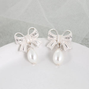 Crystal Bow w/ Dangle Pearl Earrings