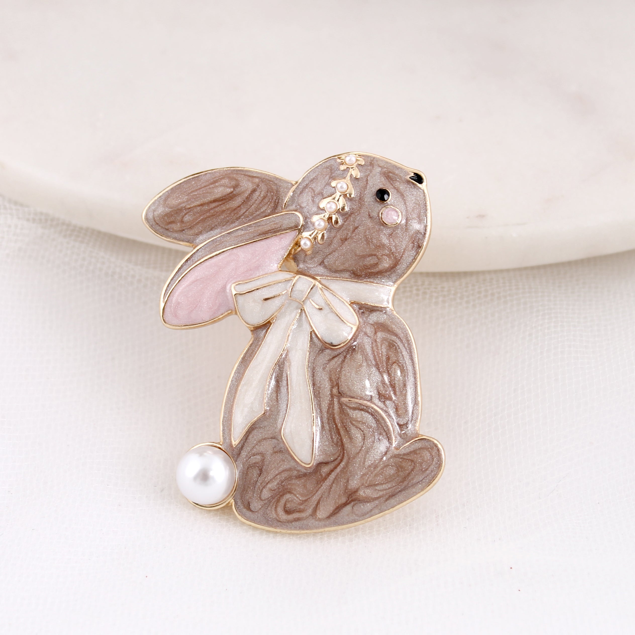 Enamel and Pearl Rabbit Pin/Pendant – Seasons Jewelry
