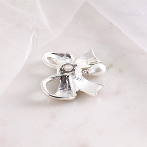 Crystal Bow w/ Dangle Pearl Pendant