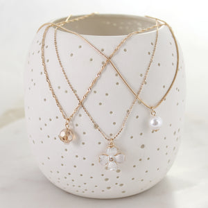 Glitzy Gold Dogwood Trio Necklace Set