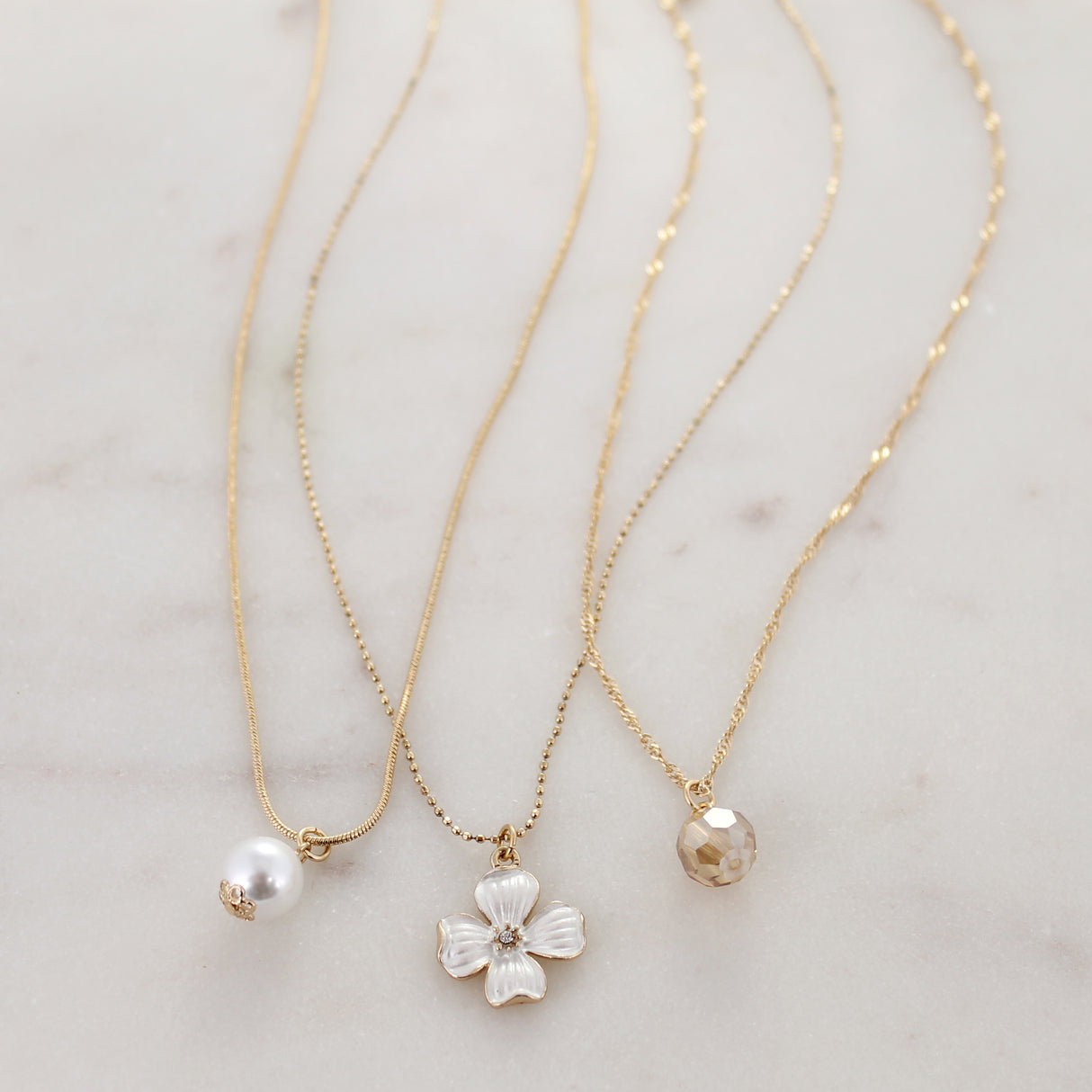 Glitzy Gold Dogwood Trio Necklace Set