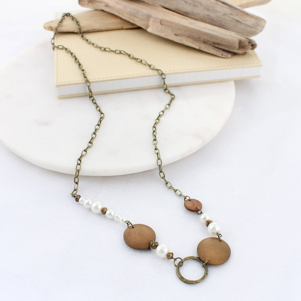 35" Wood Disc & Pearl Necklace